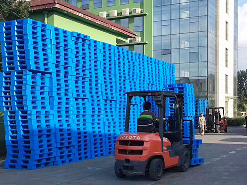 使用塑胶卡板有哪些好处